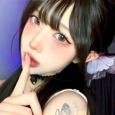 靓仔斗大鳄